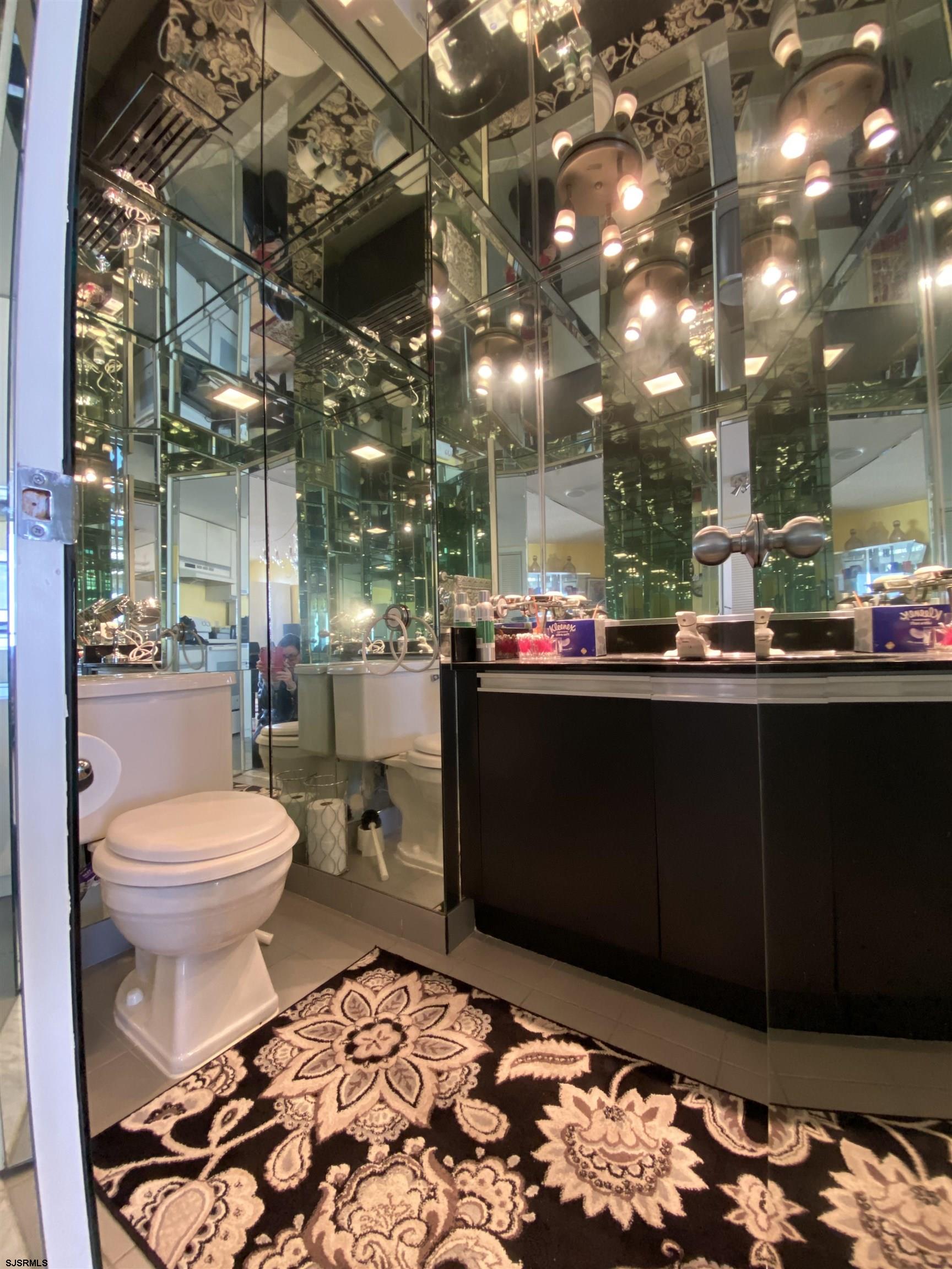 Atlantic City, New Jersey 08401, United States, 1 Bedroom Bedrooms, ,2 BathroomsBathrooms,Residential,Active,254713