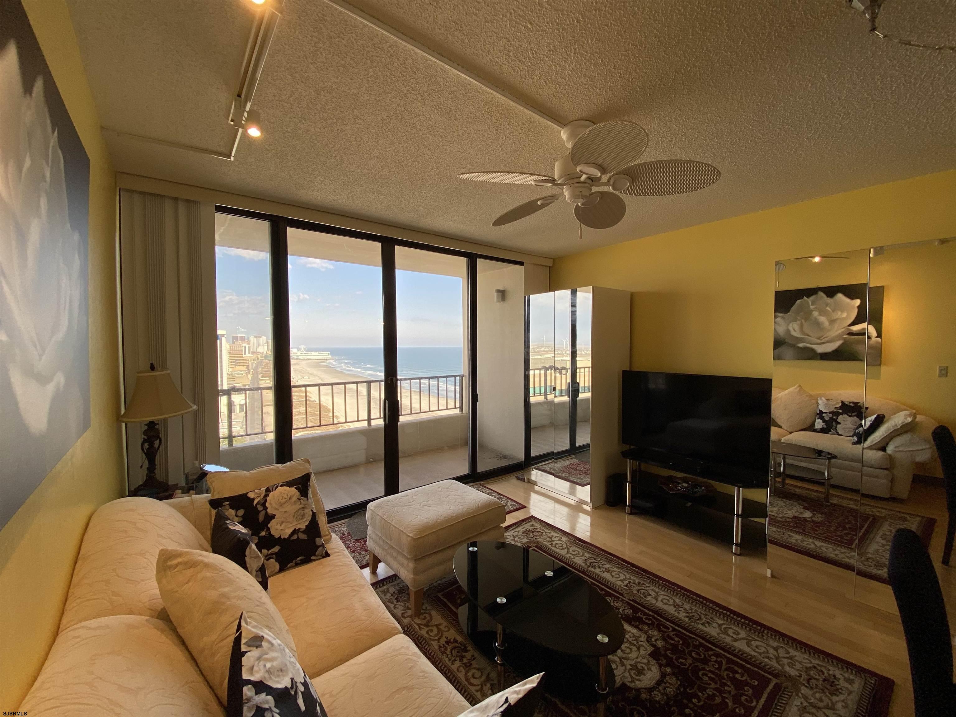 Atlantic City, New Jersey 08401, United States, 1 Bedroom Bedrooms, ,2 BathroomsBathrooms,Residential,Active,254713