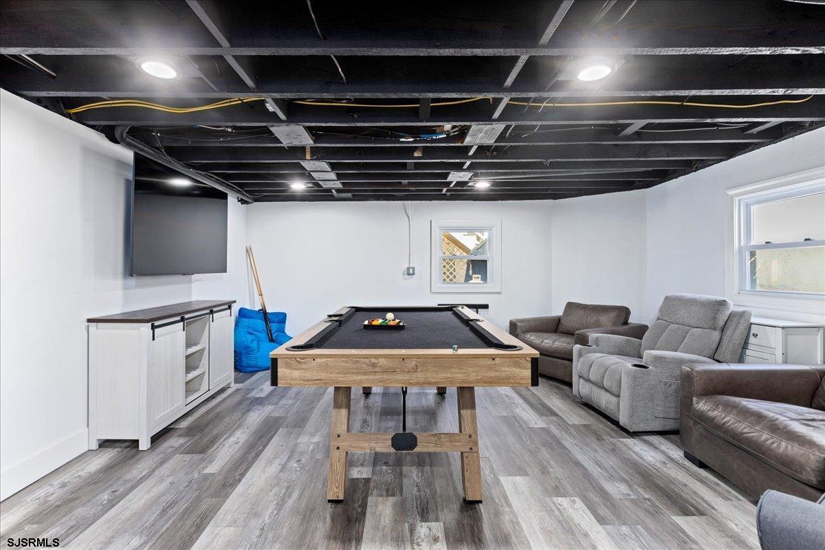 Ventnor, New Jersey 08406, United States, 7 Bedrooms Bedrooms, ,6 BathroomsBathrooms,Residential,Active,222491