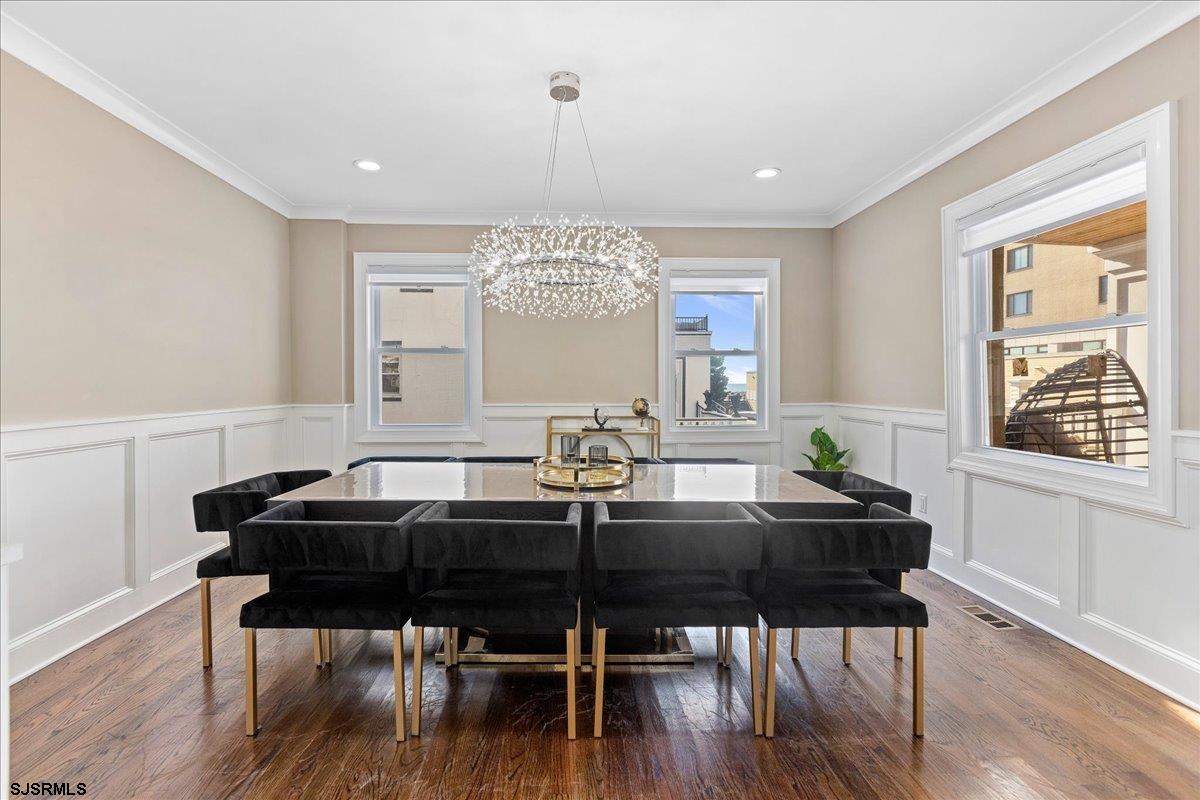 Ventnor, New Jersey 08406, United States, 7 Bedrooms Bedrooms, ,6 BathroomsBathrooms,Residential,Active,222491