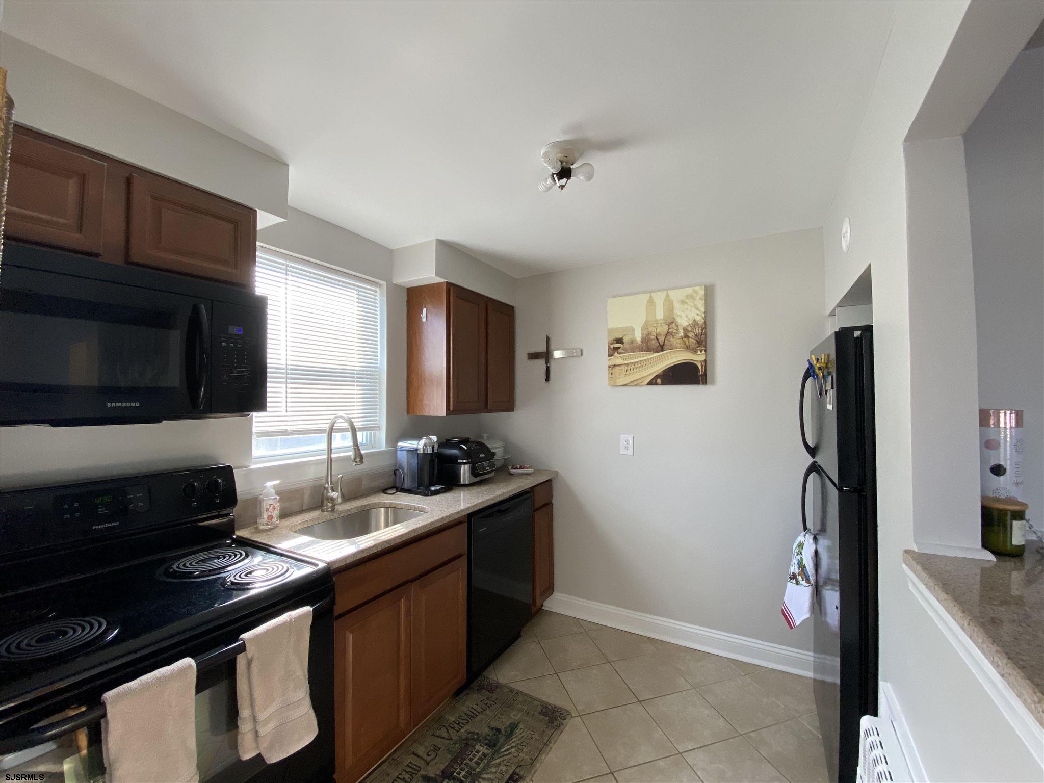 Margate, New Jersey 08402, United States, 2 Bedrooms Bedrooms, ,1 BathroomBathrooms,Residential,Active,49247