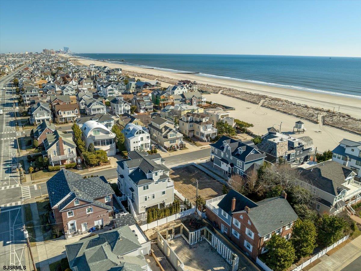 Margate, New Jersey 08402, United States, 5 Bedrooms Bedrooms, ,6 BathroomsBathrooms,Residential,Active,85847