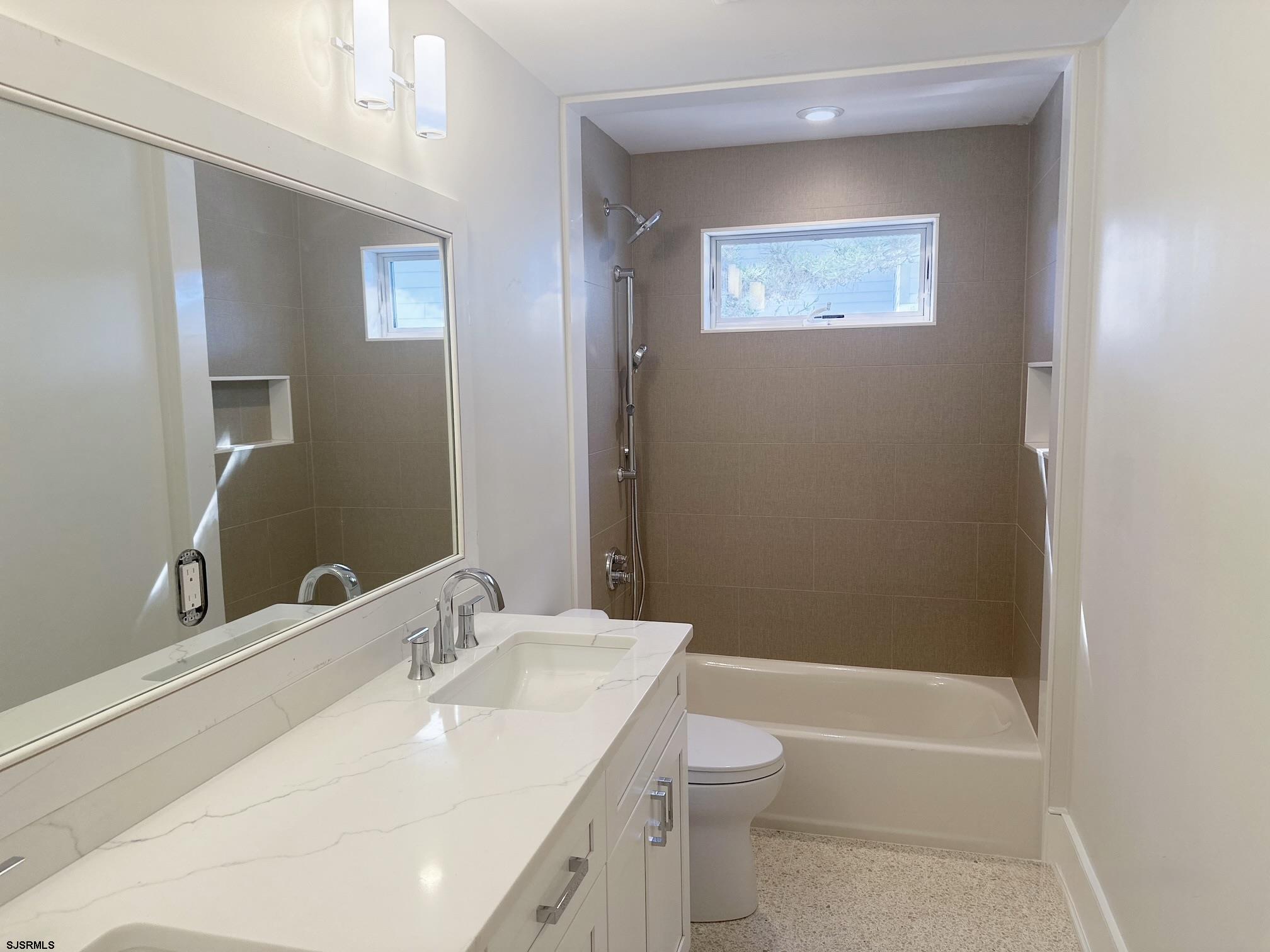 Ocean City, New Jersey 08226, United States, 4 Bedrooms Bedrooms, ,2 BathroomsBathrooms,Residential,Active,164434