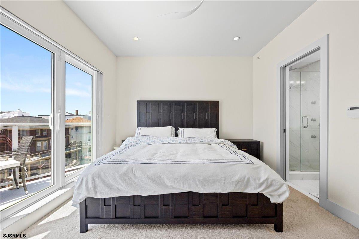 Ventnor, New Jersey 08406, United States, 5 Bedrooms Bedrooms, ,4 BathroomsBathrooms,Residential,Active,180455