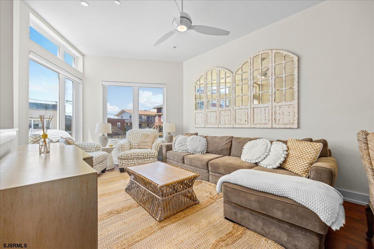 Ventnor, New Jersey 08406, United States, 5 Bedrooms Bedrooms, ,4 BathroomsBathrooms,Residential,Active,180455