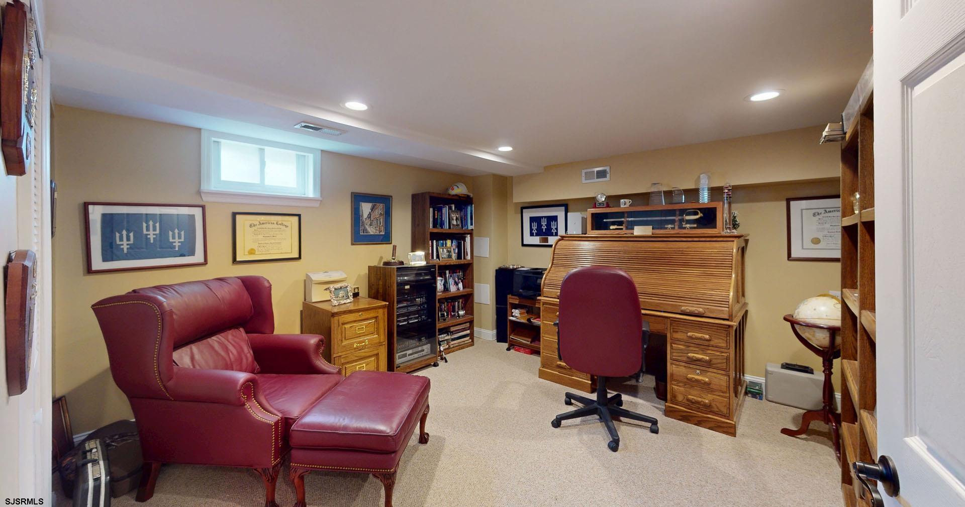 Somers Point, New Jersey 08244, United States, 4 Bedrooms Bedrooms, ,2 BathroomsBathrooms,Residential,Active,129832