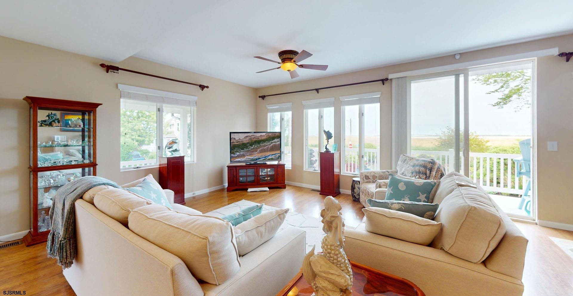 Somers Point, New Jersey 08244, United States, 4 Bedrooms Bedrooms, ,2 BathroomsBathrooms,Residential,Active,129832