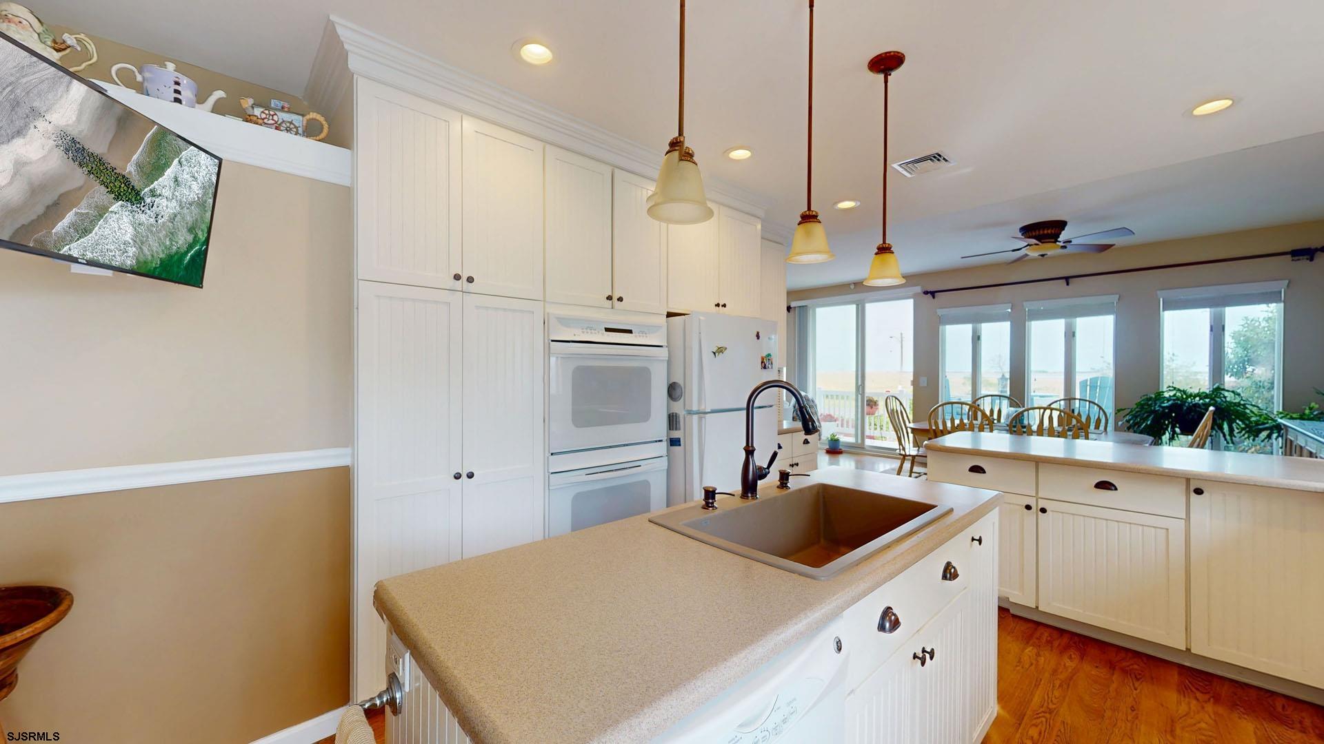 Somers Point, New Jersey 08244, United States, 4 Bedrooms Bedrooms, ,2 BathroomsBathrooms,Residential,Active,129832