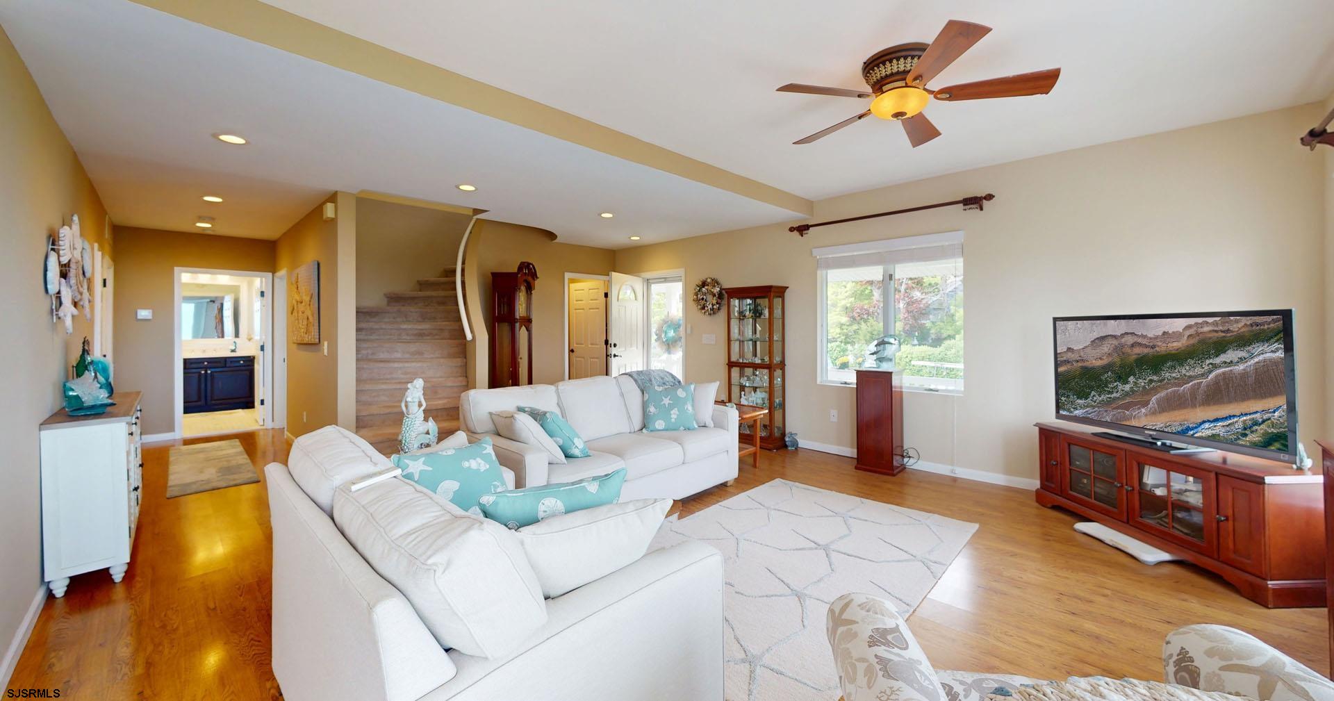 Somers Point, New Jersey 08244, United States, 4 Bedrooms Bedrooms, ,2 BathroomsBathrooms,Residential,Active,129832