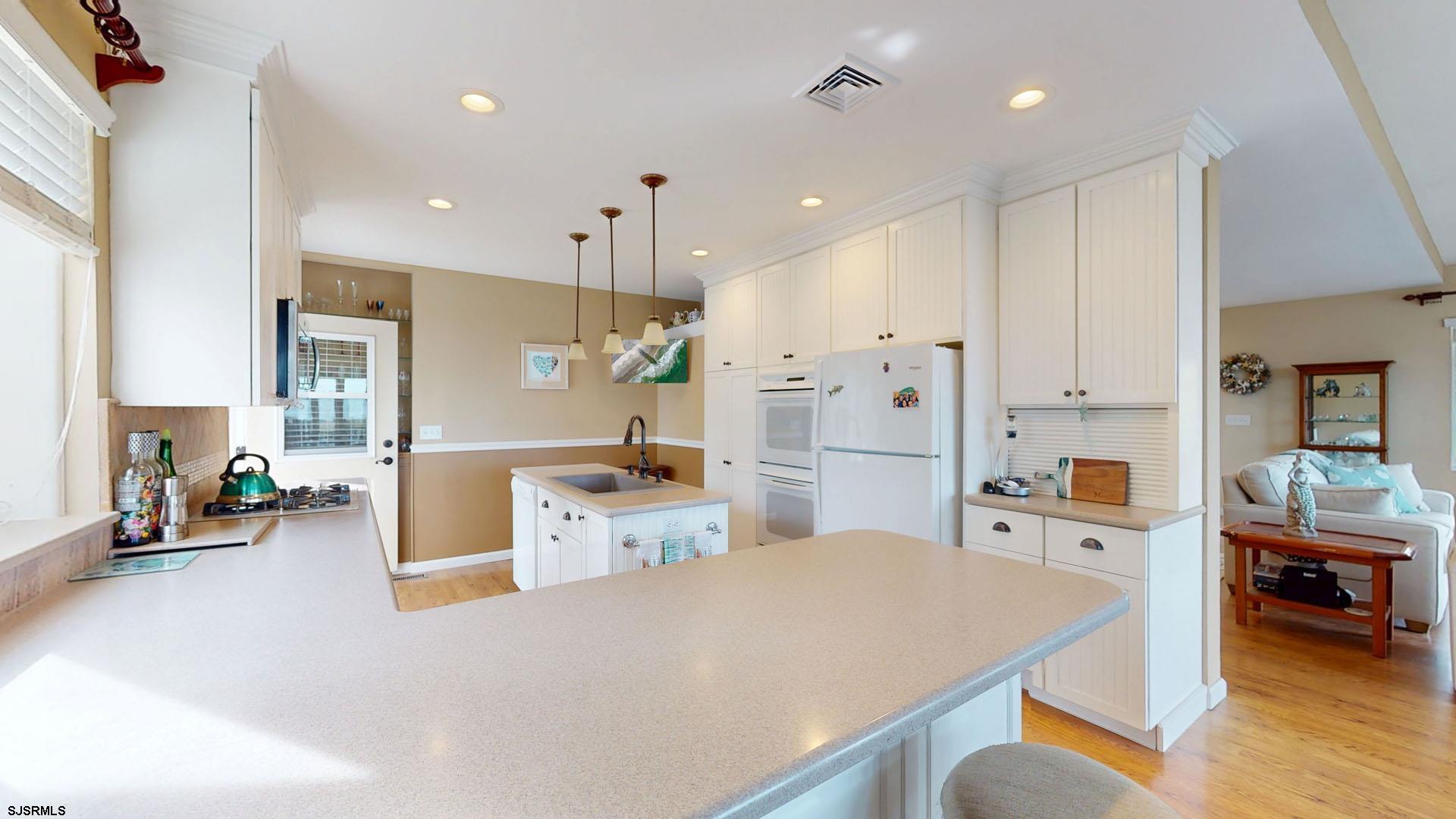 Somers Point, New Jersey 08244, United States, 4 Bedrooms Bedrooms, ,2 BathroomsBathrooms,Residential,Active,129832