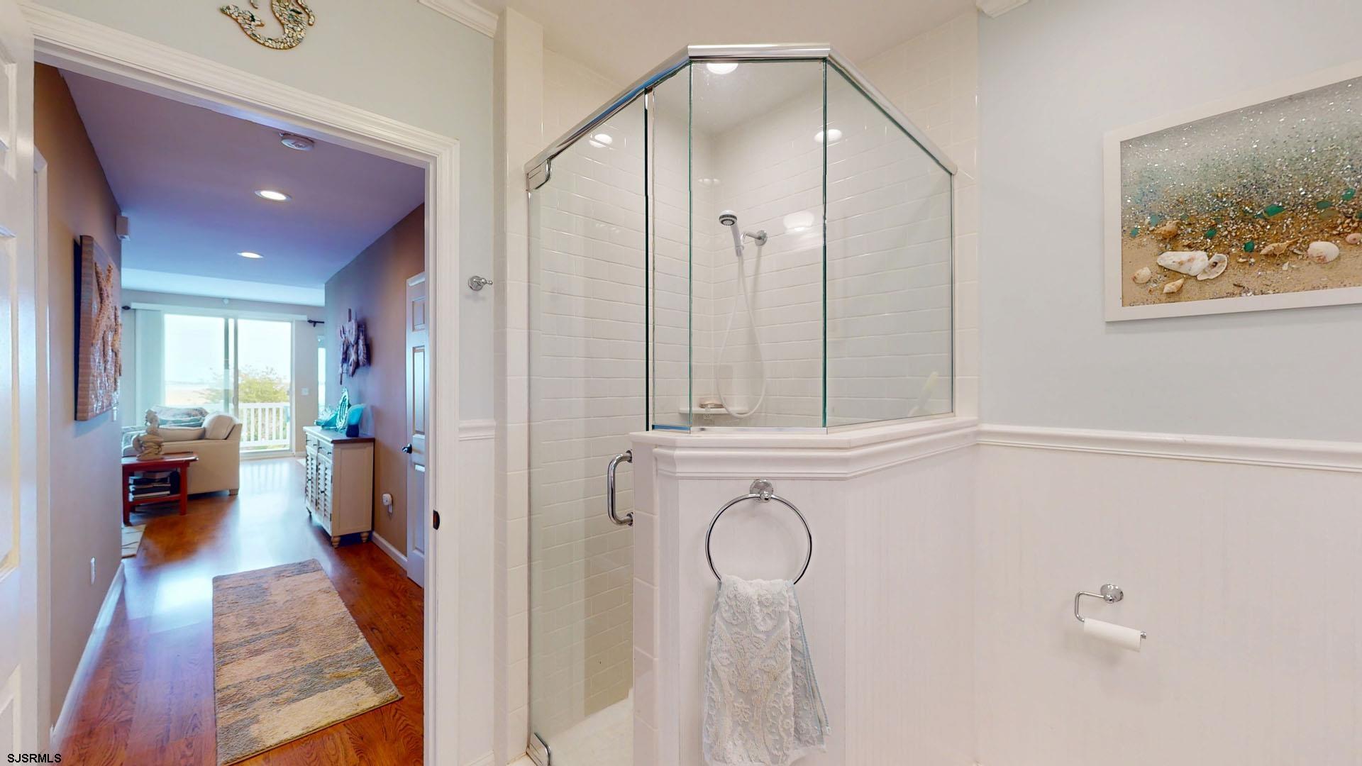 Somers Point, New Jersey 08244, United States, 4 Bedrooms Bedrooms, ,2 BathroomsBathrooms,Residential,Active,129832