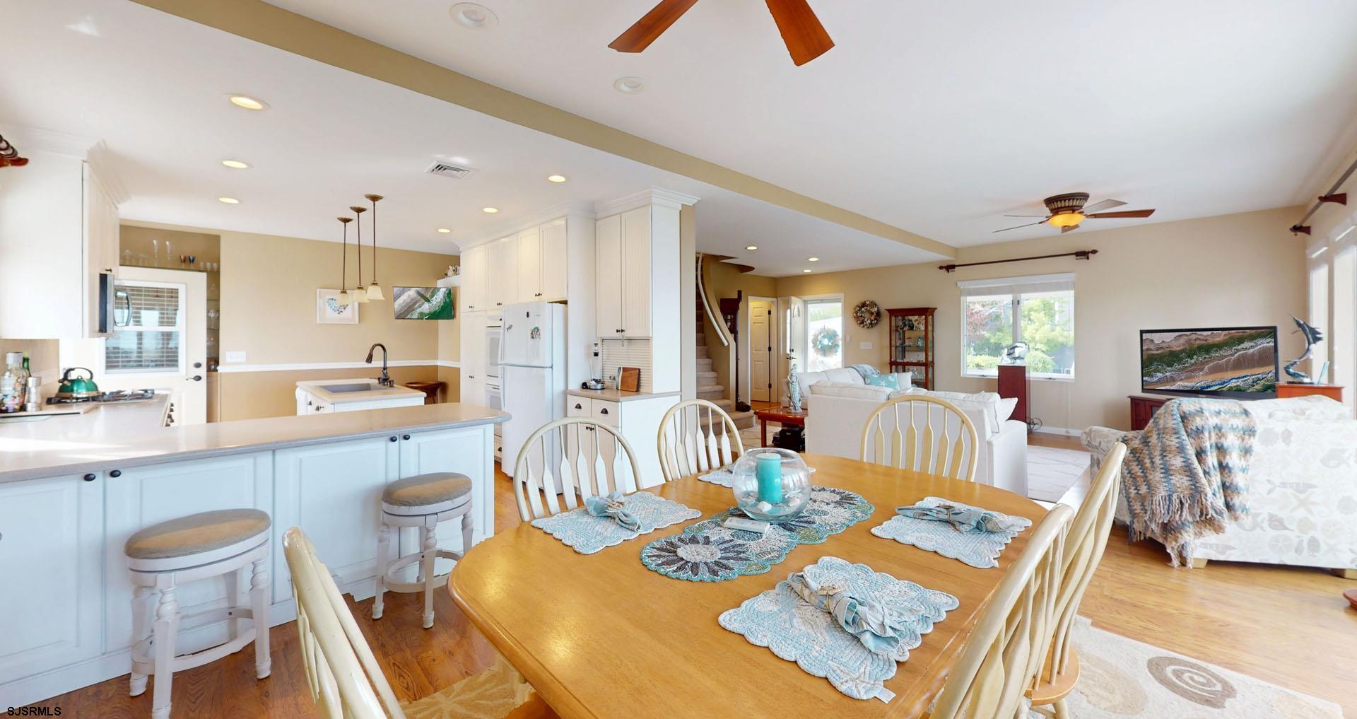 Somers Point, New Jersey 08244, United States, 4 Bedrooms Bedrooms, ,2 BathroomsBathrooms,Residential,Active,129832