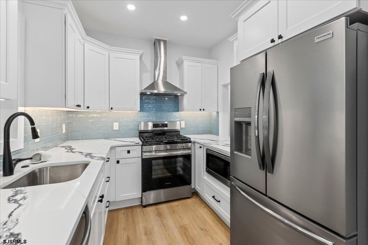 Ventnor, New Jersey 08406, United States, 2 Bedrooms Bedrooms, ,2 BathroomsBathrooms,Residential,Active,79404