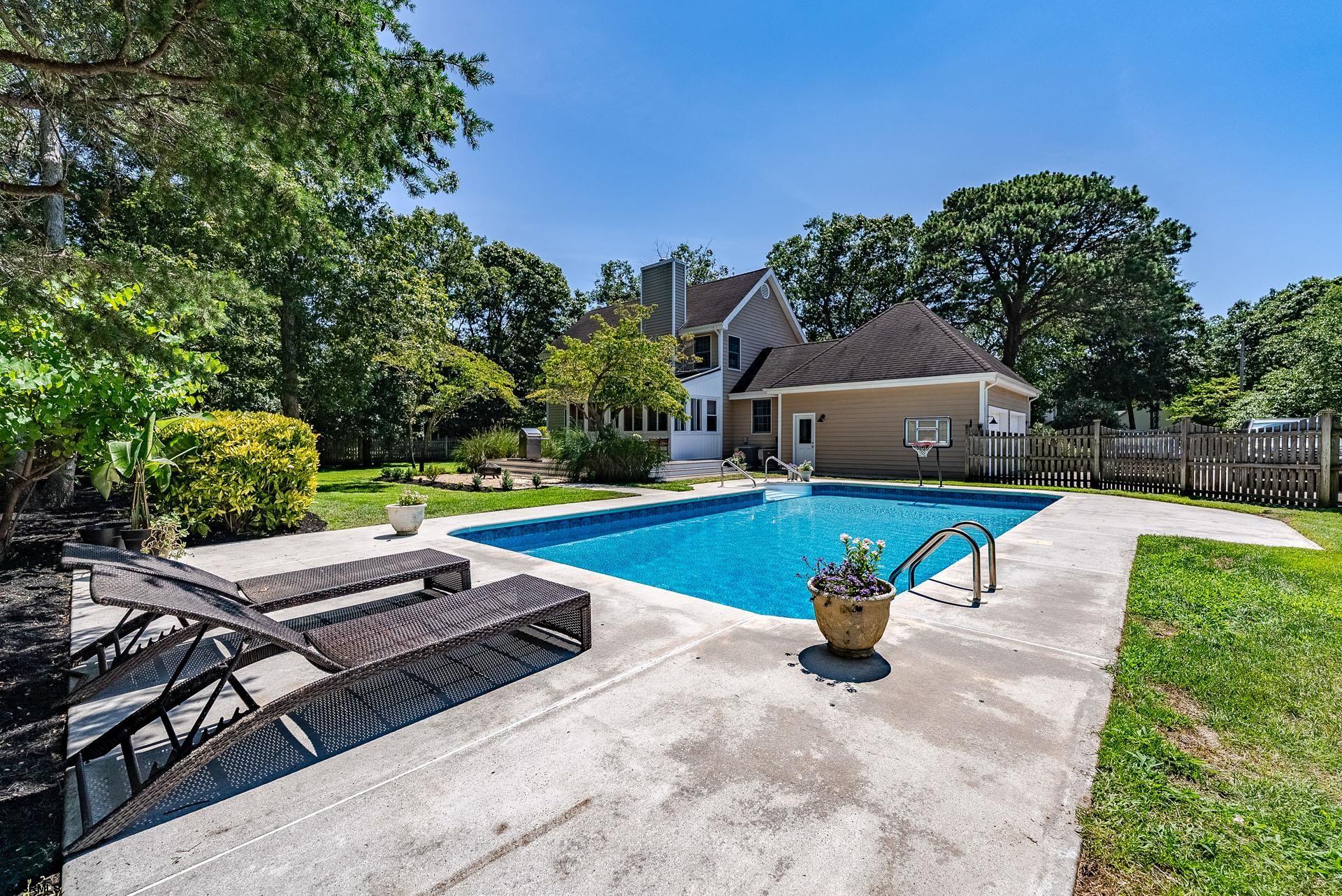 Ocean View, New Jersey 08230, United States, 4 Bedrooms Bedrooms, ,3 BathroomsBathrooms,Residential,Active,178188