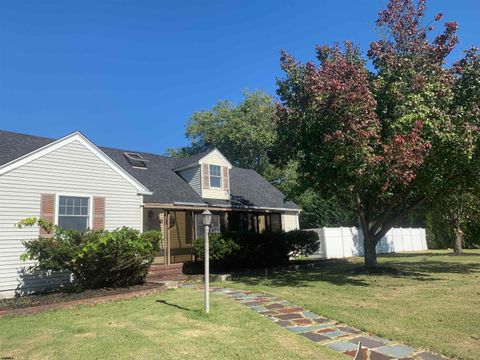 Photo of 2 E Monroe Ave, Linwood, NJ 08221 (MLS # 605046)