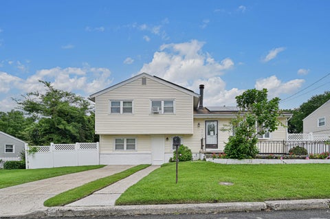 Homes For Rent - 48 W Bolton Ave<br/> Absecon, NJ 08201