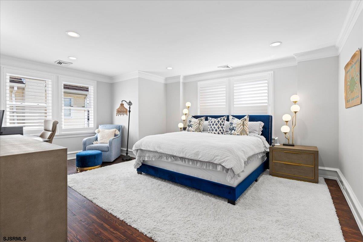 Margate, New Jersey 08402, United States, 4 Bedrooms Bedrooms, ,3 BathroomsBathrooms,Residential,Pending,28144