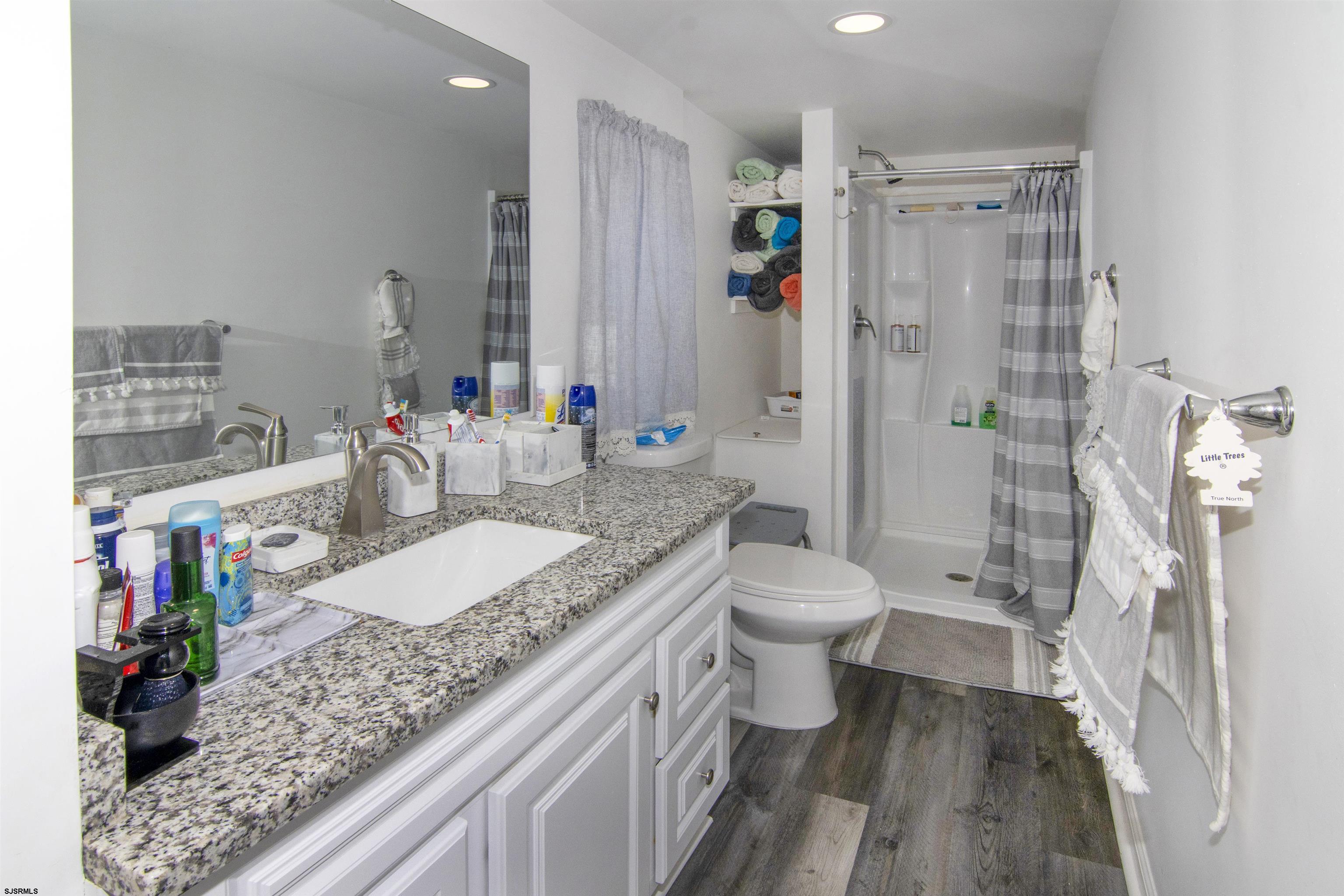 Landisville, New Jersey 08326, United States, 2 Bedrooms Bedrooms, ,1 BathroomBathrooms,Residential,Active,180874