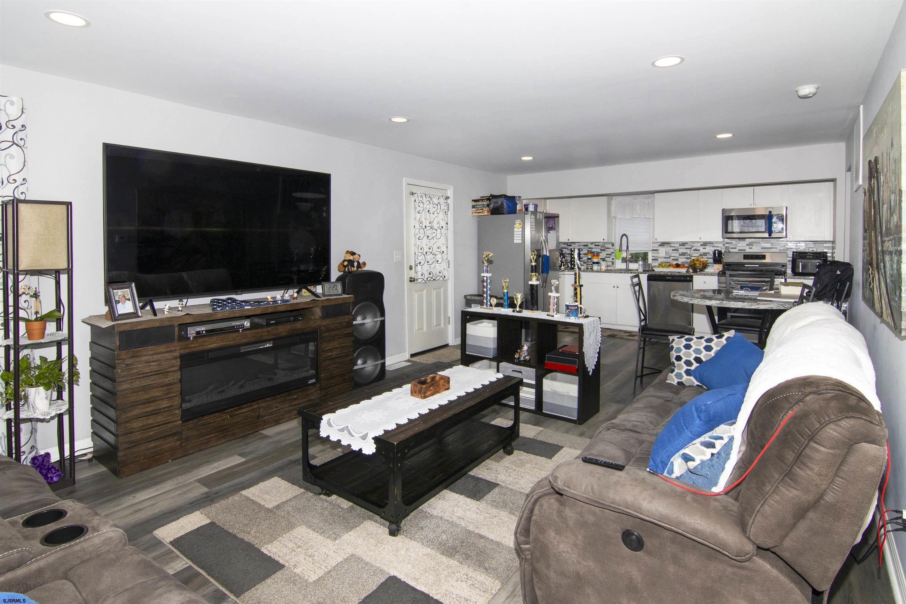 Landisville, New Jersey 08326, United States, 2 Bedrooms Bedrooms, ,1 BathroomBathrooms,Residential,Active,180874