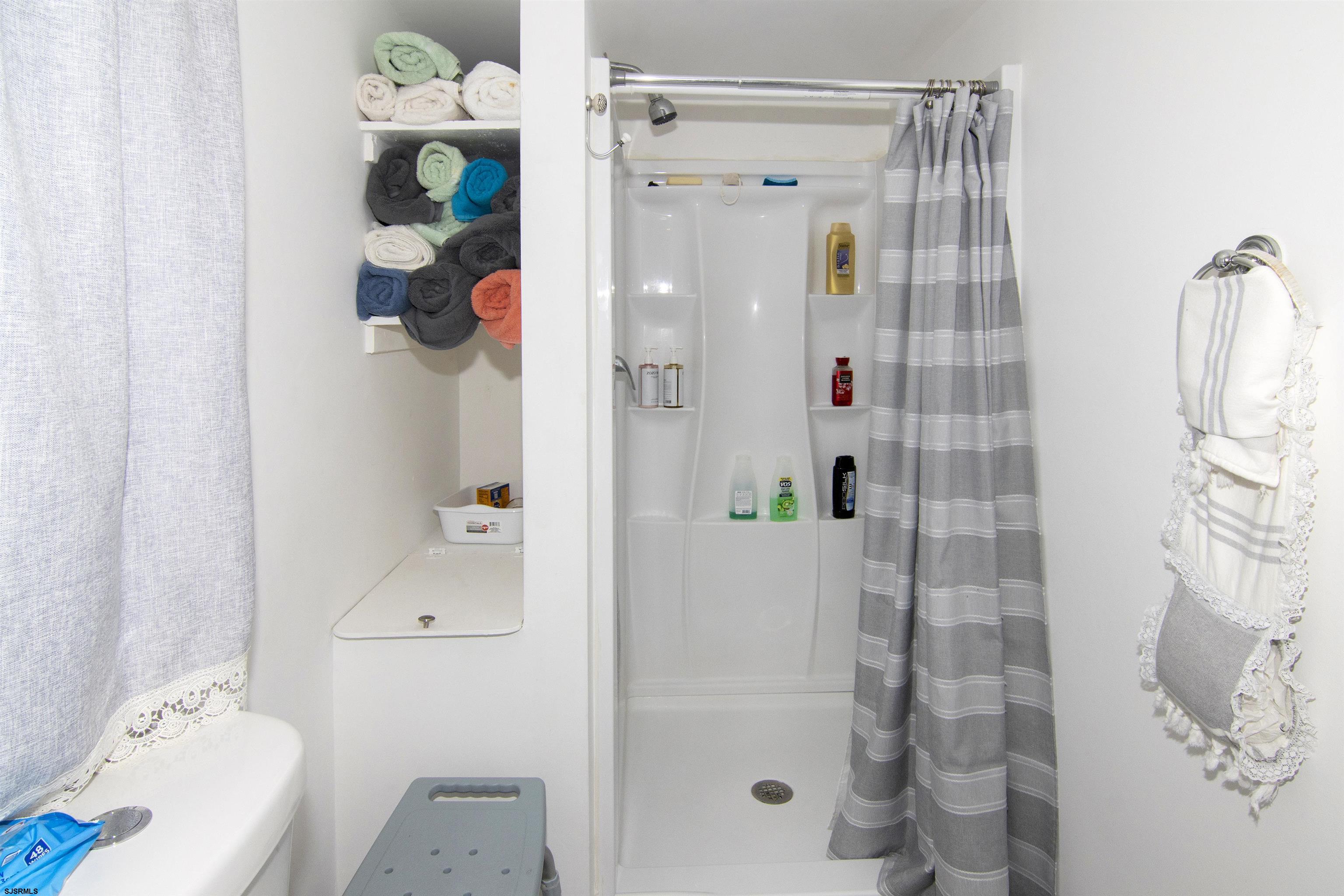 Landisville, New Jersey 08326, United States, 2 Bedrooms Bedrooms, ,1 BathroomBathrooms,Residential,Active,180874