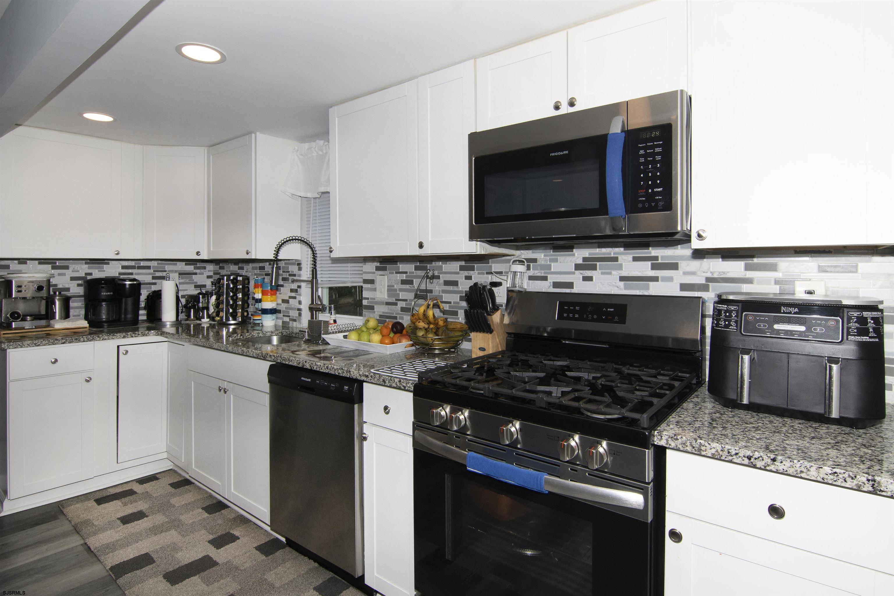 Landisville, New Jersey 08326, United States, 2 Bedrooms Bedrooms, ,1 BathroomBathrooms,Residential,Active,180874