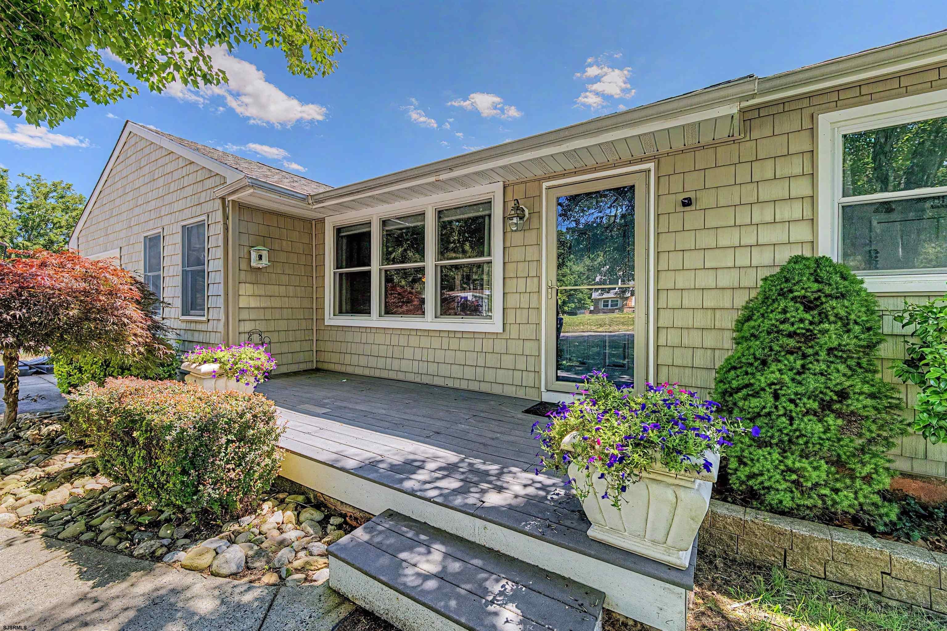 149 Crestview Ave