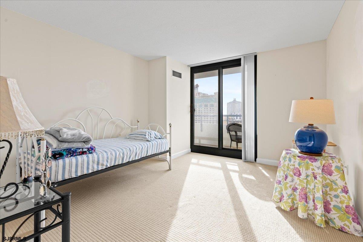 Atlantic City, New Jersey 08401, United States, 2 Bedrooms Bedrooms, ,2 BathroomsBathrooms,Residential,Active,177350