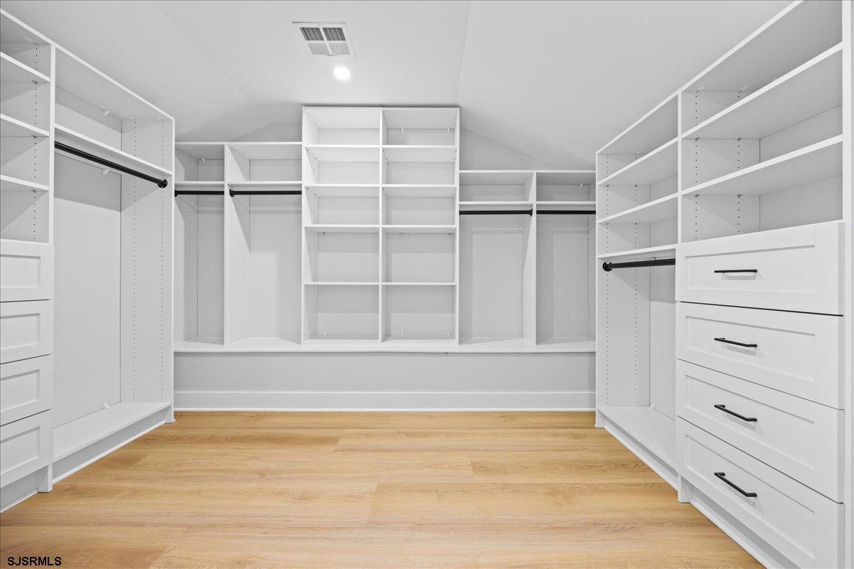 Margate, New Jersey 08402, United States, 5 Bedrooms Bedrooms, ,5 BathroomsBathrooms,Residential,Active,200551