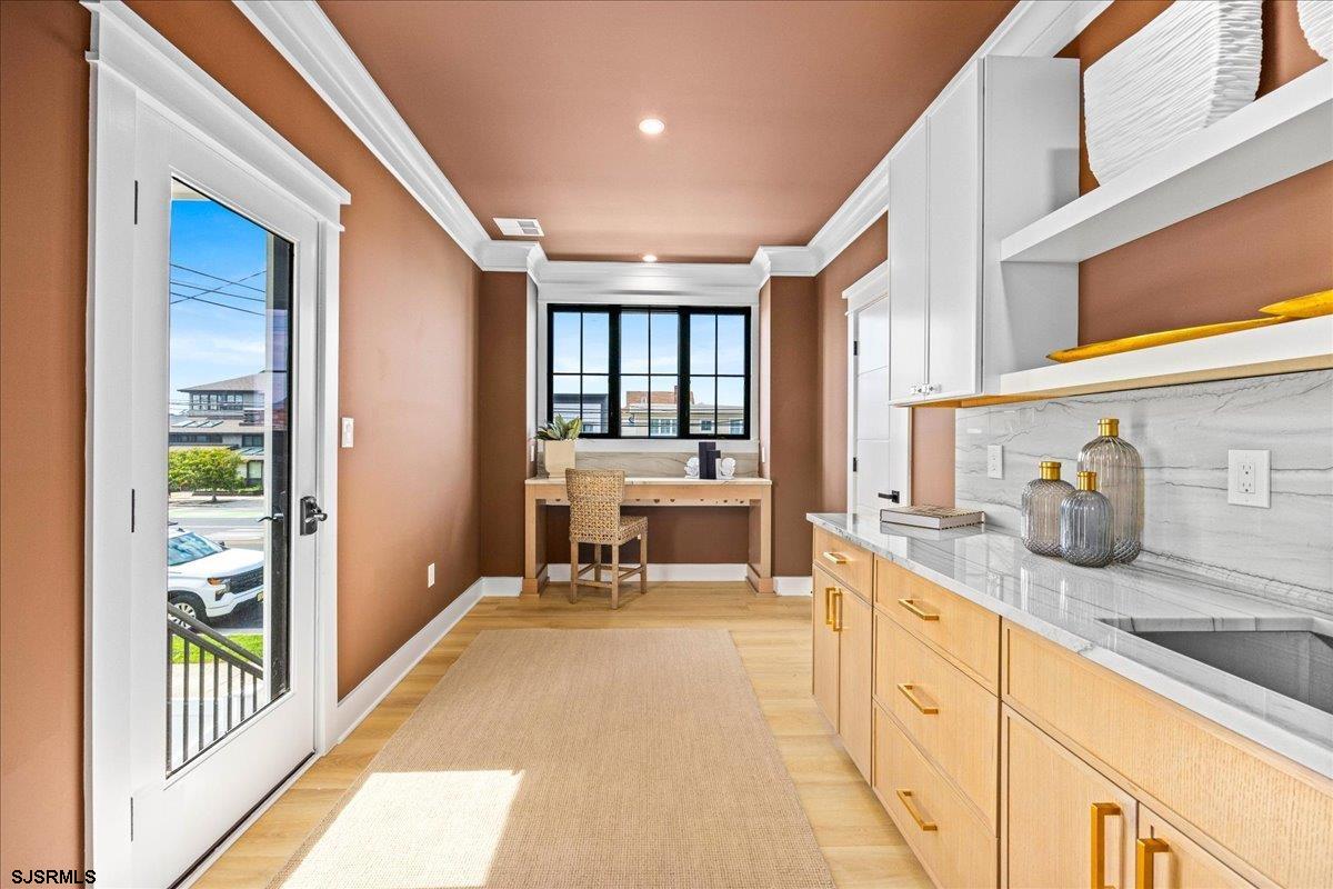 Margate, New Jersey 08402, United States, 5 Bedrooms Bedrooms, ,5 BathroomsBathrooms,Residential,Active,200551