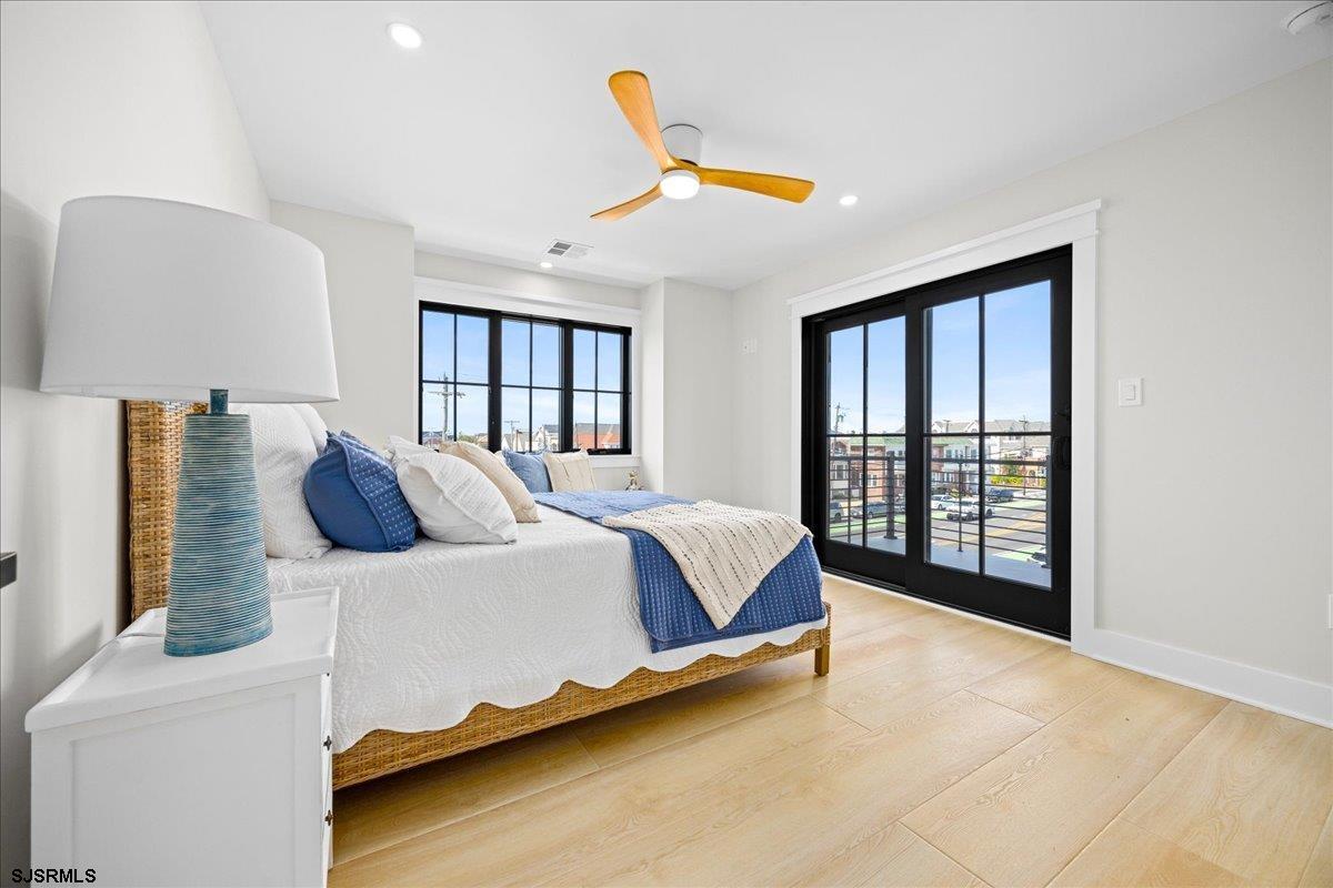 Margate, New Jersey 08402, United States, 5 Bedrooms Bedrooms, ,5 BathroomsBathrooms,Residential,Active,200551