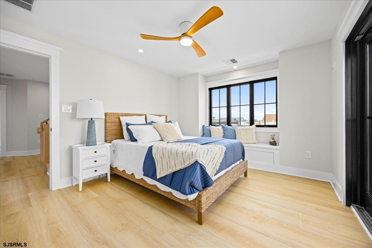 Margate, New Jersey 08402, United States, 5 Bedrooms Bedrooms, ,5 BathroomsBathrooms,Residential,Active,200551