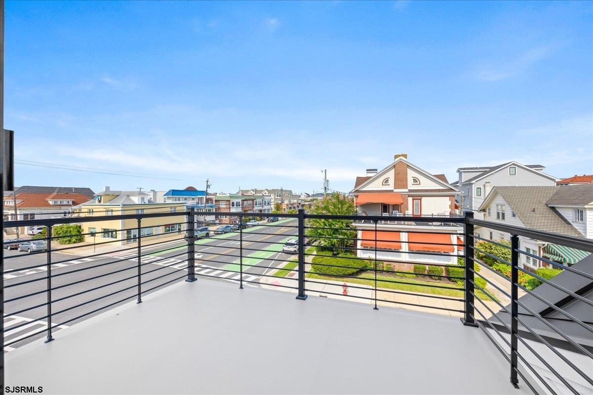Margate, New Jersey 08402, United States, 5 Bedrooms Bedrooms, ,5 BathroomsBathrooms,Residential,Active,200551