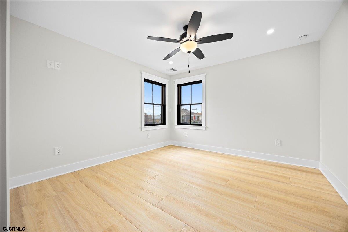 Margate, New Jersey 08402, United States, 5 Bedrooms Bedrooms, ,5 BathroomsBathrooms,Residential,Active,200551