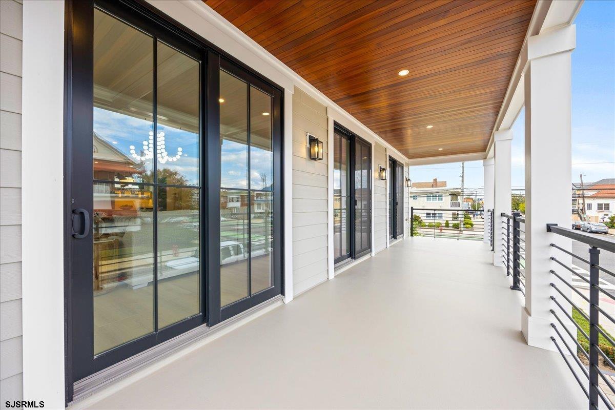 Margate, New Jersey 08402, United States, 5 Bedrooms Bedrooms, ,5 BathroomsBathrooms,Residential,Active,200551