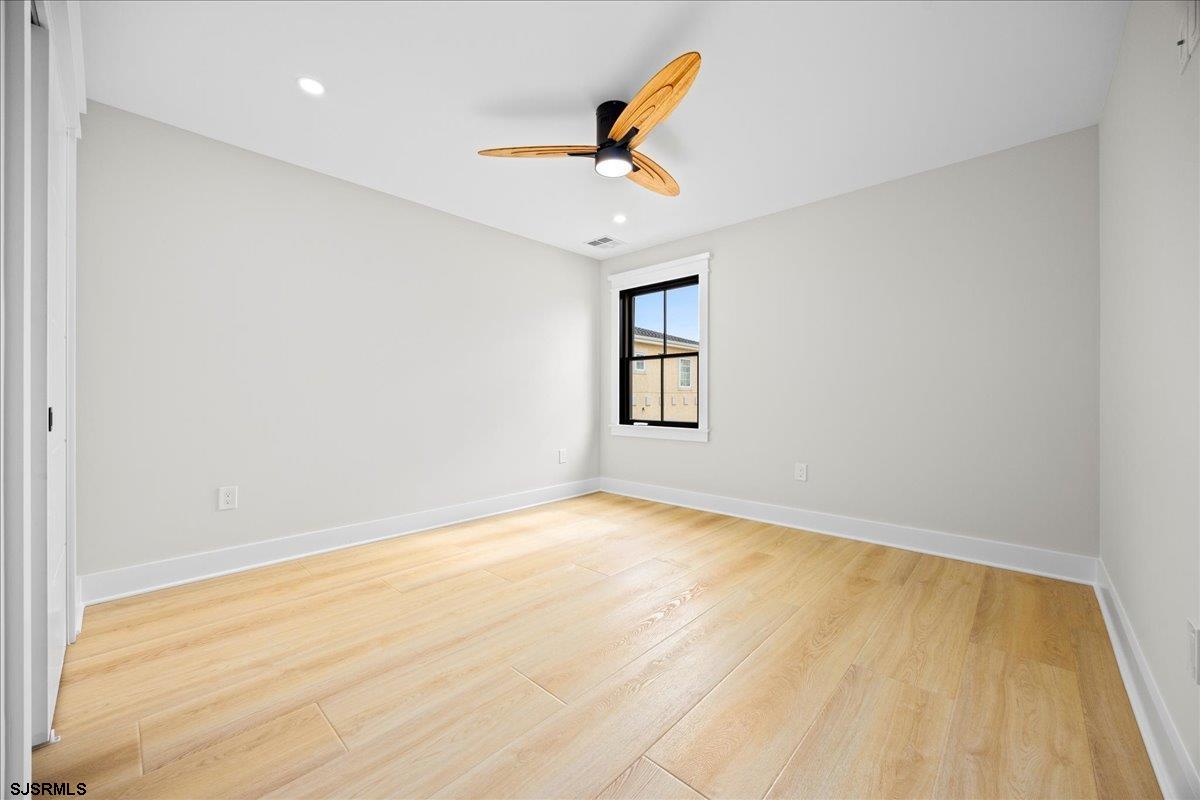 Margate, New Jersey 08402, United States, 5 Bedrooms Bedrooms, ,5 BathroomsBathrooms,Residential,Active,200551