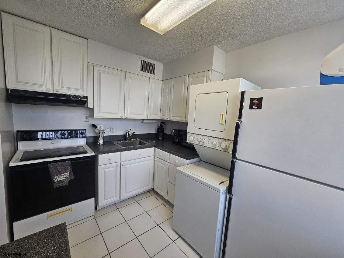 Longport, New Jersey 08403, United States, 1 Bedroom Bedrooms, ,1 BathroomBathrooms,Residential,Active,245709