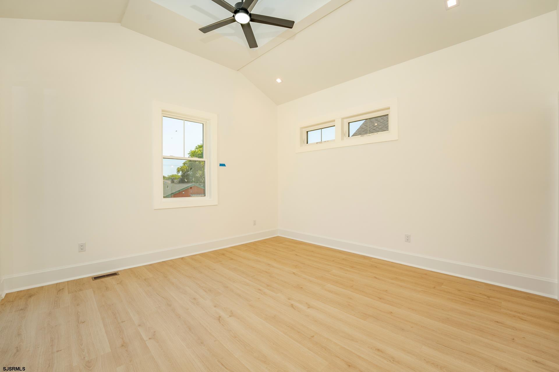 Ocean City, New Jersey 08226, United States, 5 Bedrooms Bedrooms, ,5 BathroomsBathrooms,Residential,Active,158661