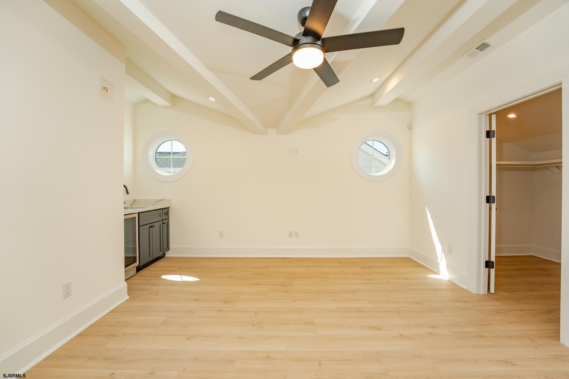 Ocean City, New Jersey 08226, United States, 5 Bedrooms Bedrooms, ,5 BathroomsBathrooms,Residential,Active,158661