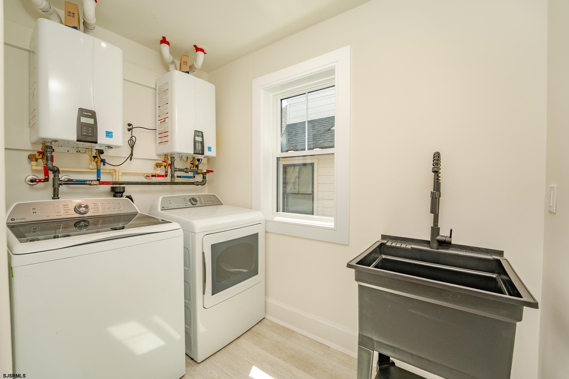 Ocean City, New Jersey 08226, United States, 5 Bedrooms Bedrooms, ,5 BathroomsBathrooms,Residential,Active,158661