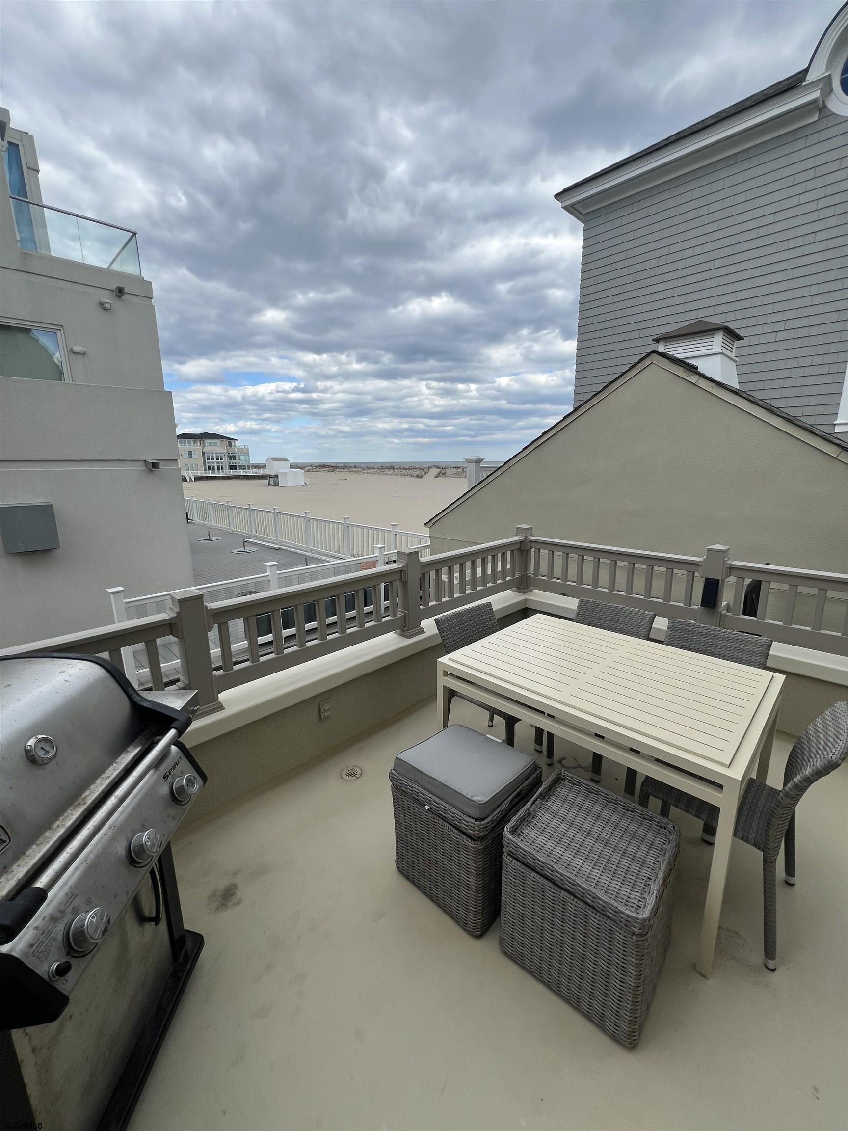 Margate, New Jersey 08402, United States, 5 Bedrooms Bedrooms, ,5 BathroomsBathrooms,Residential,Active,112521