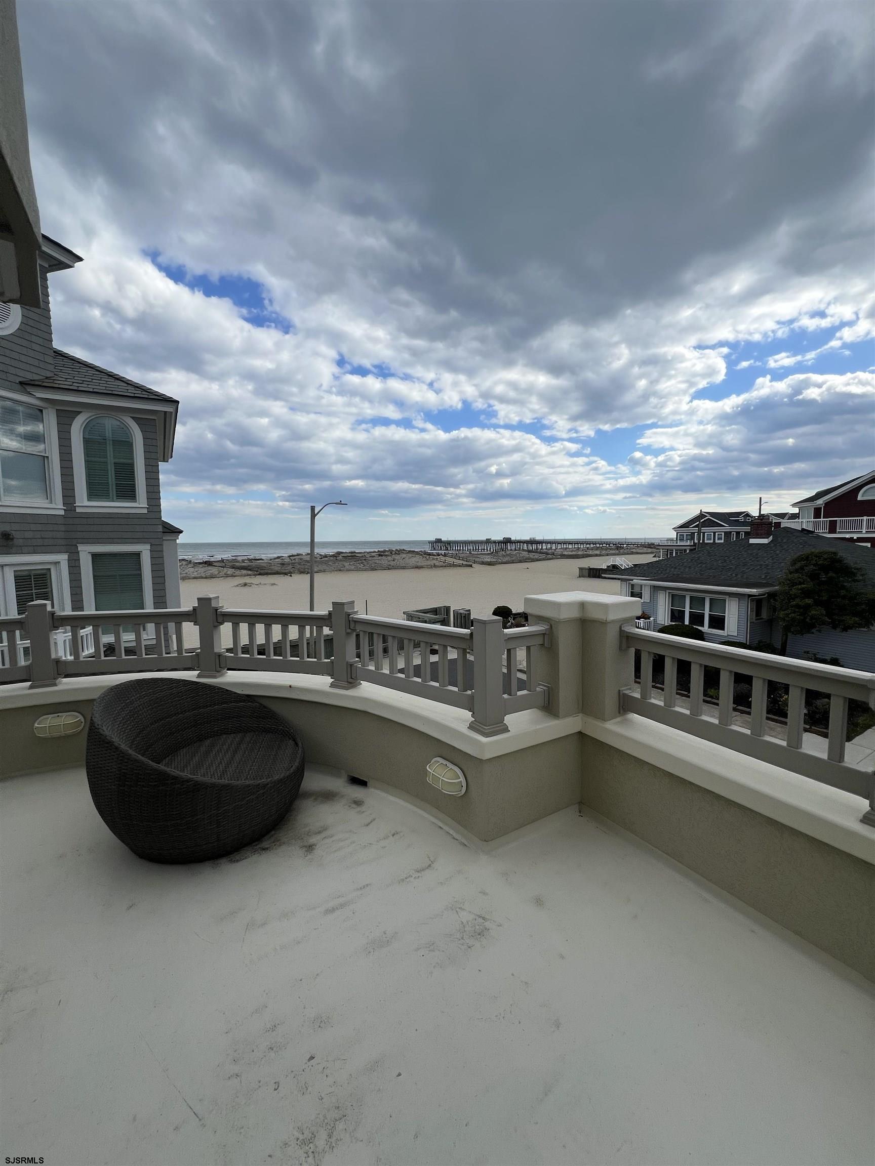 Margate, New Jersey 08402, United States, 5 Bedrooms Bedrooms, ,5 BathroomsBathrooms,Residential,Active,112521