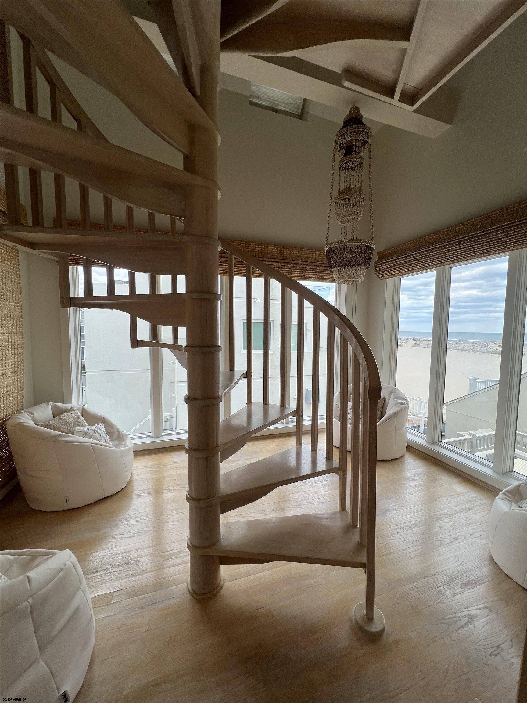 Margate, New Jersey 08402, United States, 5 Bedrooms Bedrooms, ,5 BathroomsBathrooms,Residential,Active,112521