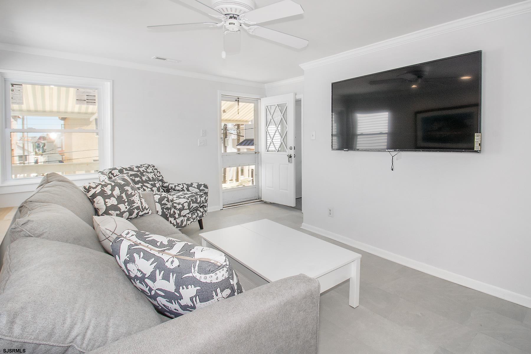 2407 Oberon Bayfront