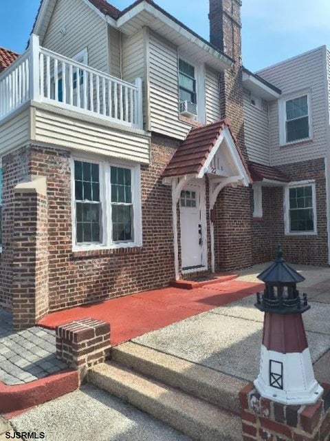 Photo of 22 S Avolyn Ave, Ventnor, NJ 08406 (MLS # 609363)