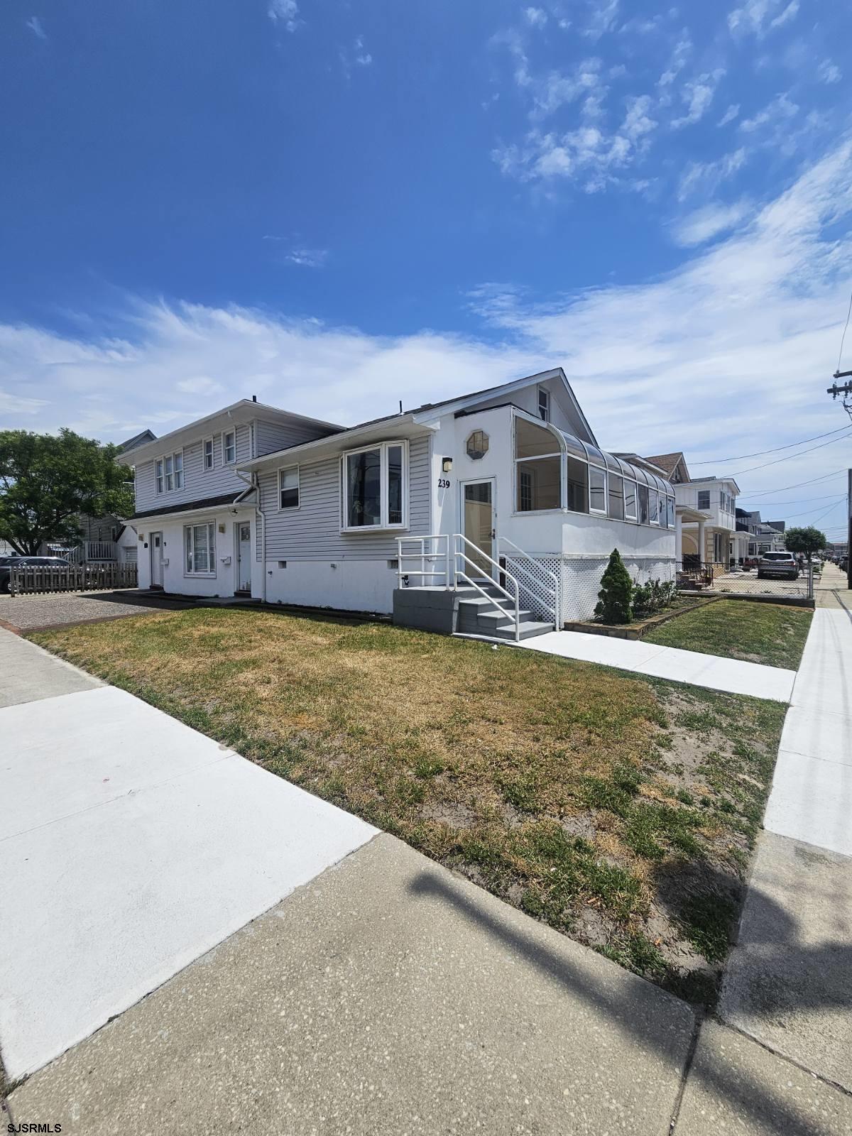 Photo 1 of 94 — 239 N Derby Ave, Ventnor, NJ 08406