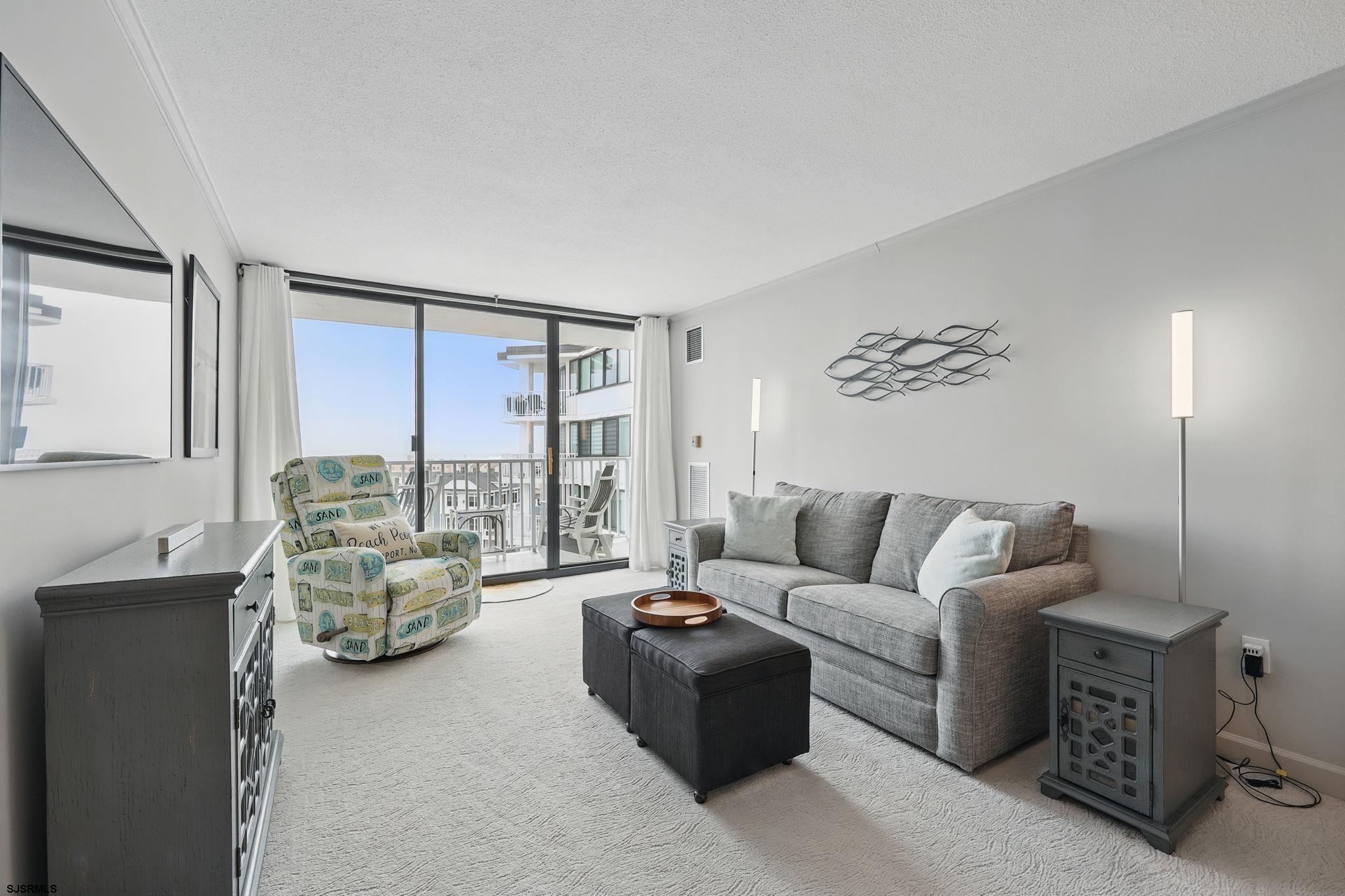 111 S 16th Ave 605