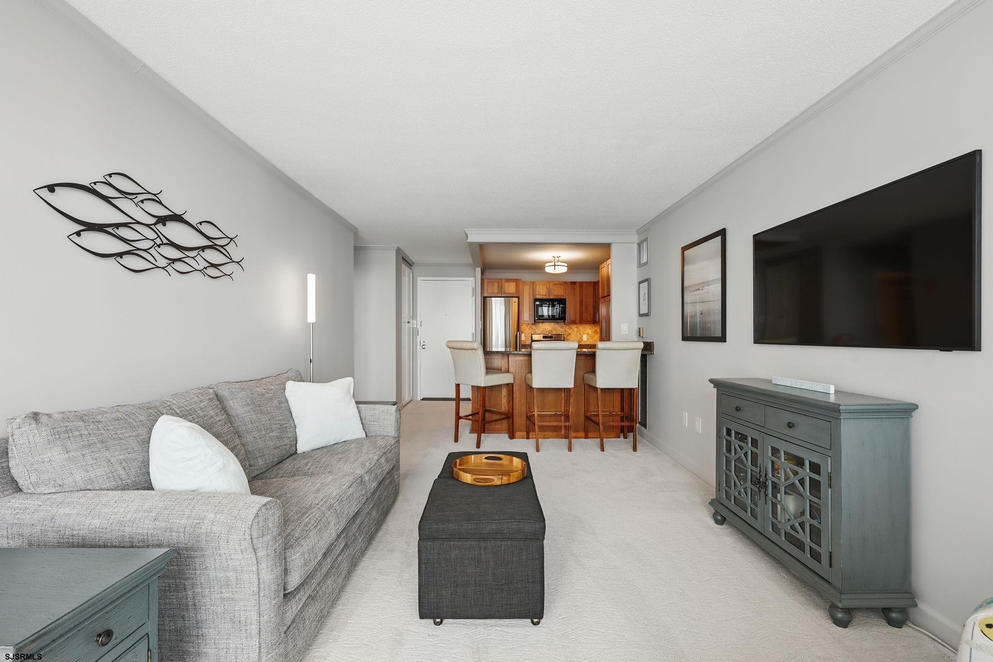111 S 16th Ave 605