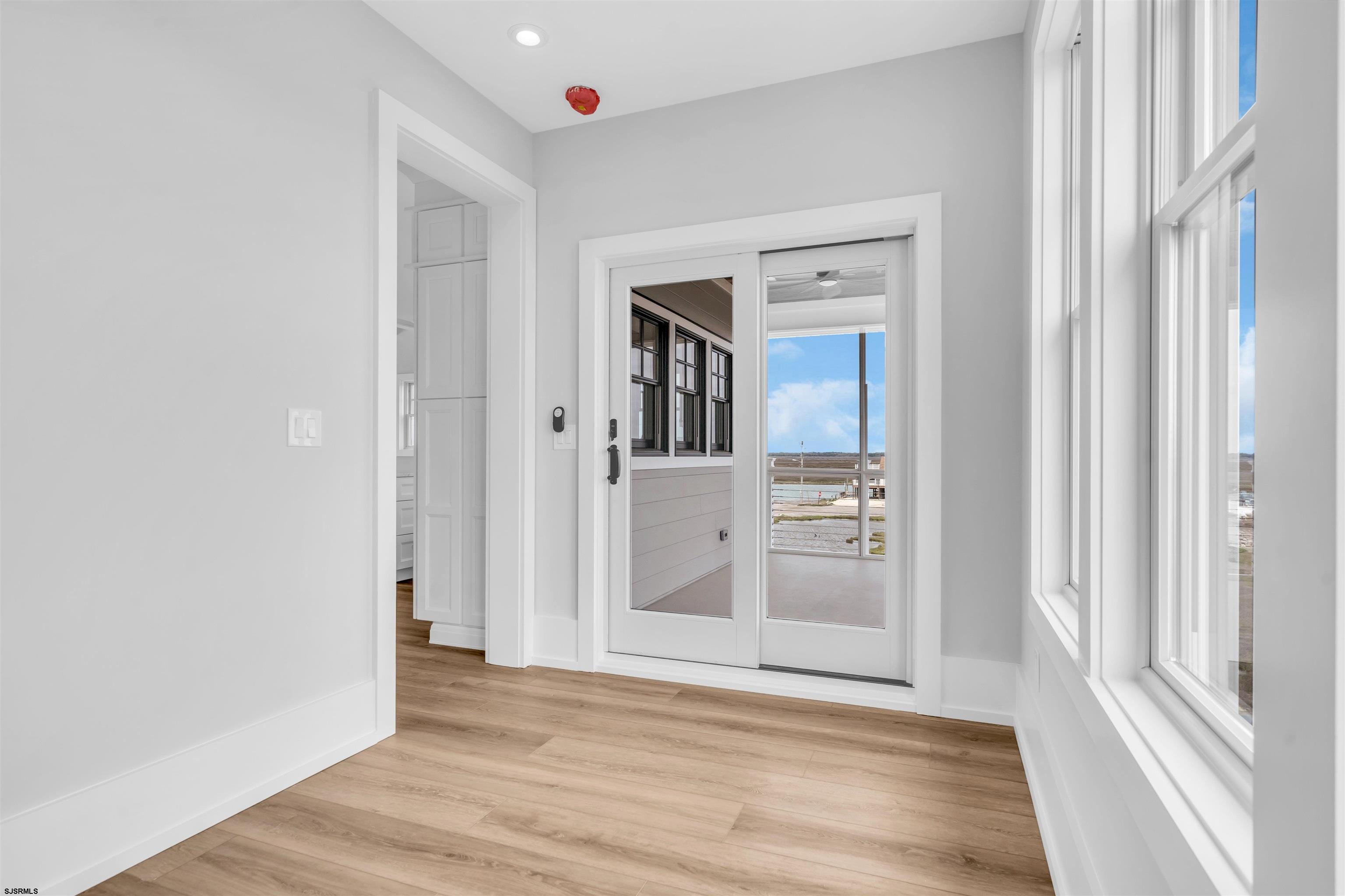 Strathmere, New Jersey 08248, United States, 3 Bedrooms Bedrooms, ,3 BathroomsBathrooms,Residential,Active,221395