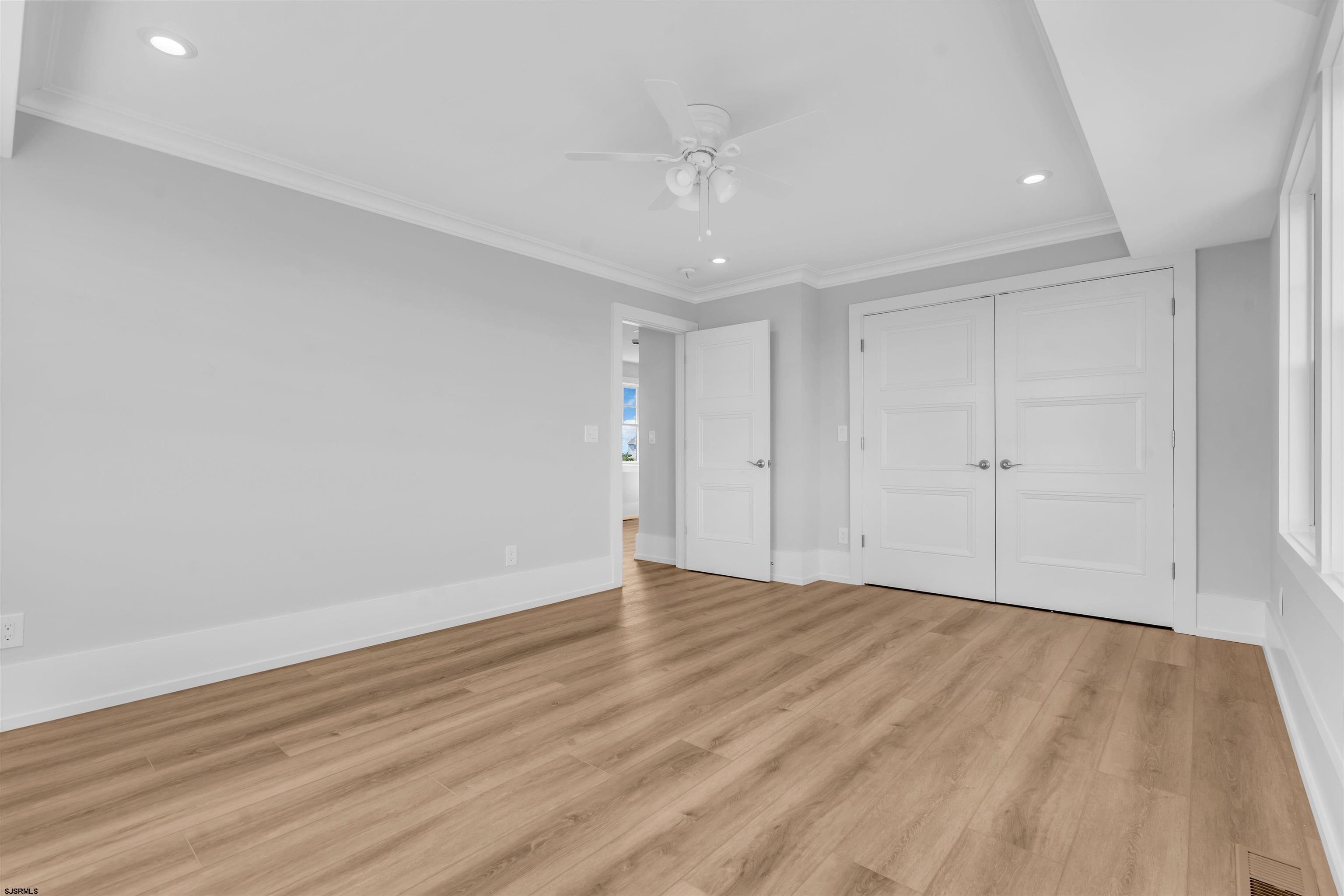 Strathmere, New Jersey 08248, United States, 3 Bedrooms Bedrooms, ,3 BathroomsBathrooms,Residential,Active,221395