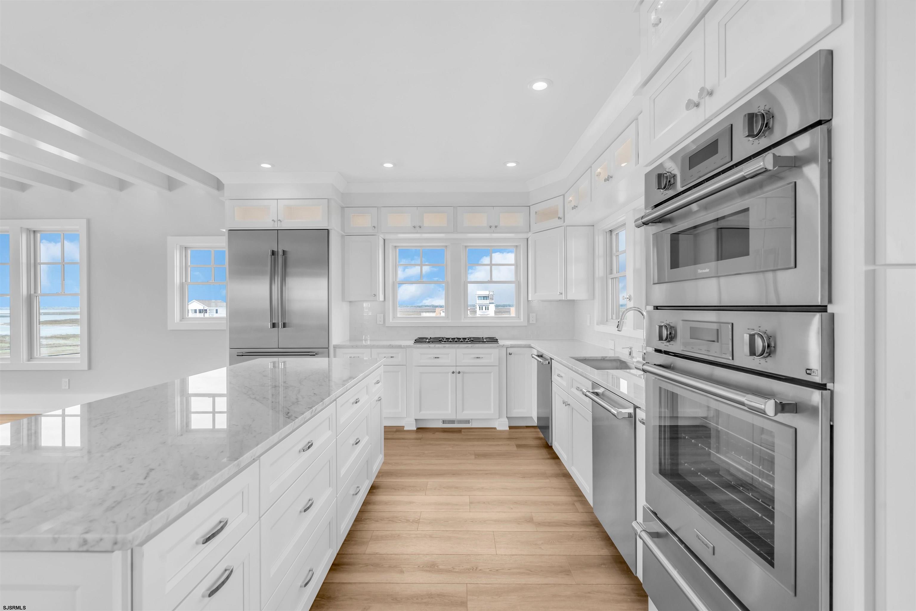 Strathmere, New Jersey 08248, United States, 3 Bedrooms Bedrooms, ,3 BathroomsBathrooms,Residential,Active,221395